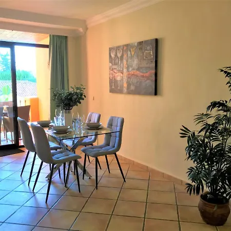 Apartment El Paraiso