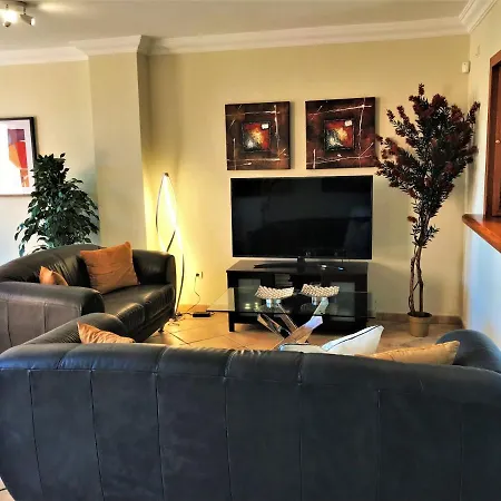 El Paraiso Apartment *