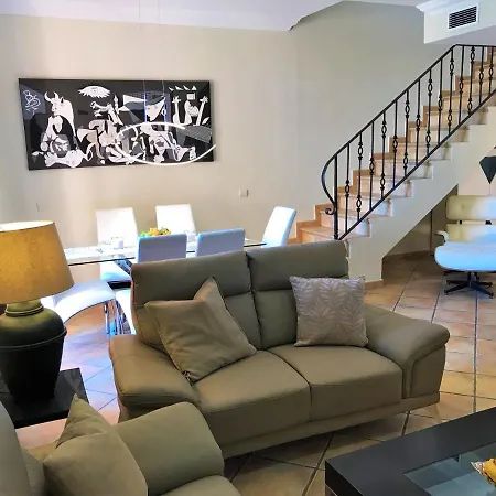 El Paraiso Apartment