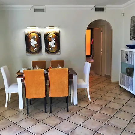 Apartment El Paraiso *