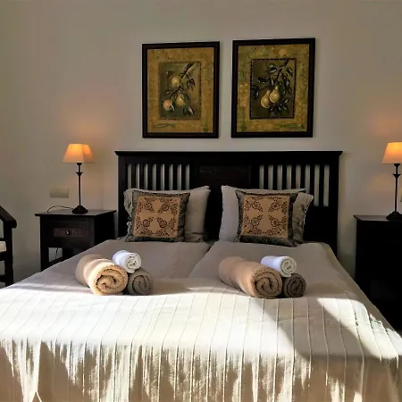 El Paraiso Apartment *